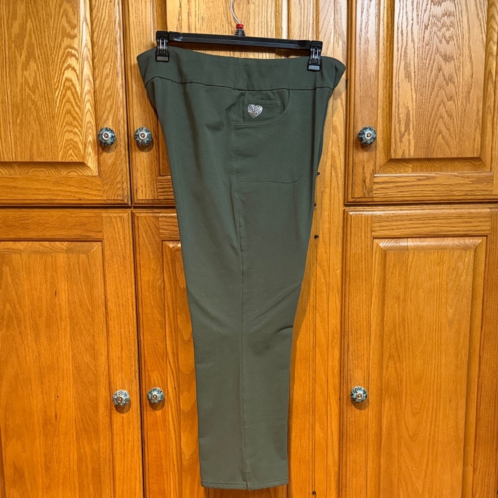 Quacker Factory Dream Jeans - Picture 4 of 9